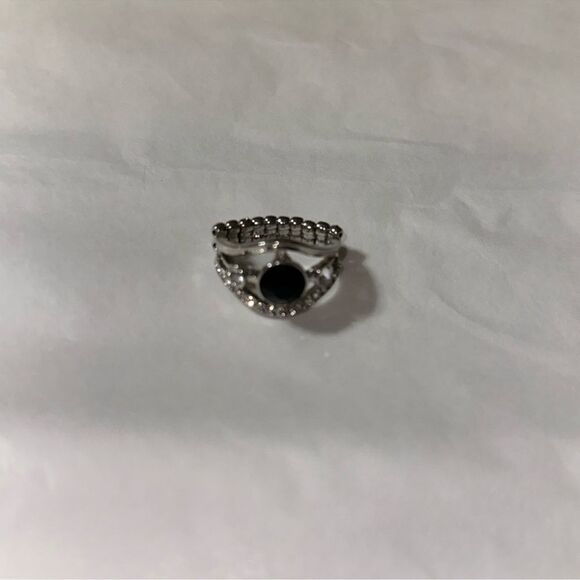 Silver Tone Black Rhinestone Expanding Ring - Picture 3 of 8